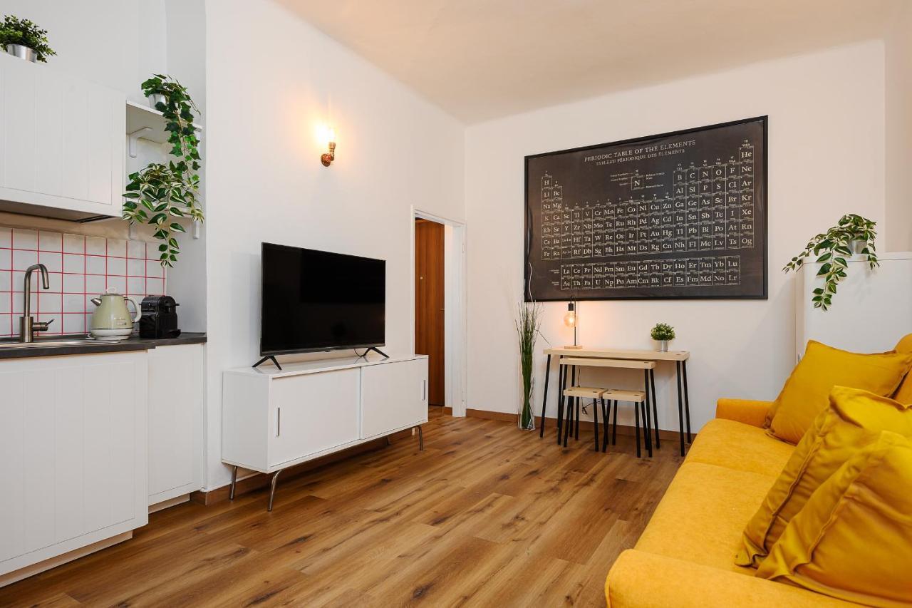 Tito Livio 35 - Monolocale Cool Lägenhet Milano Exteriör bild